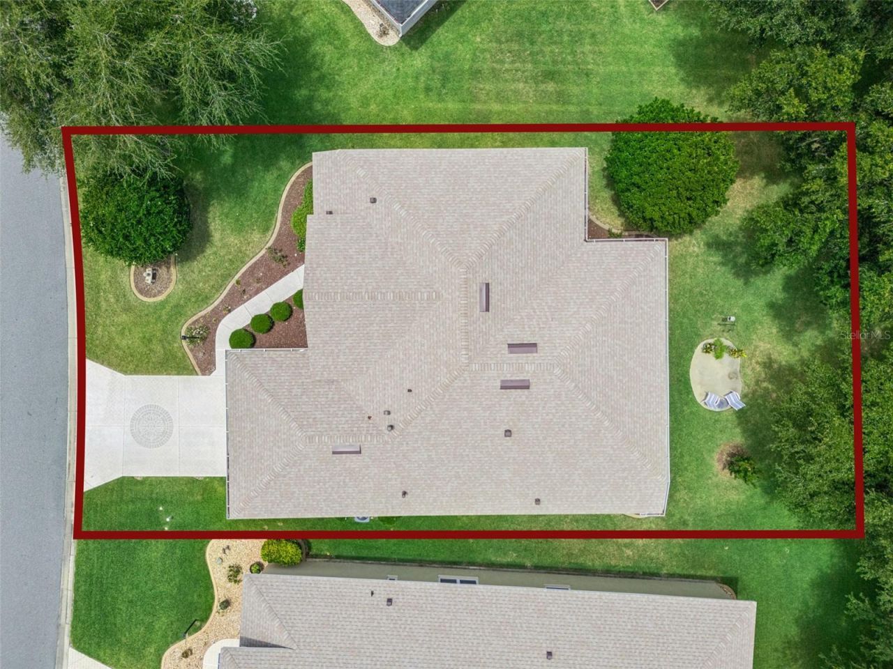 22240 Caledonia Drive , Leesburg, FL 34748 Photo