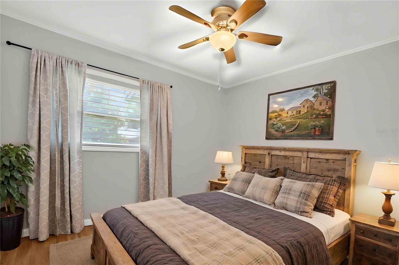 27638 Lisa Drive , Tavares, FL 32778 Photo