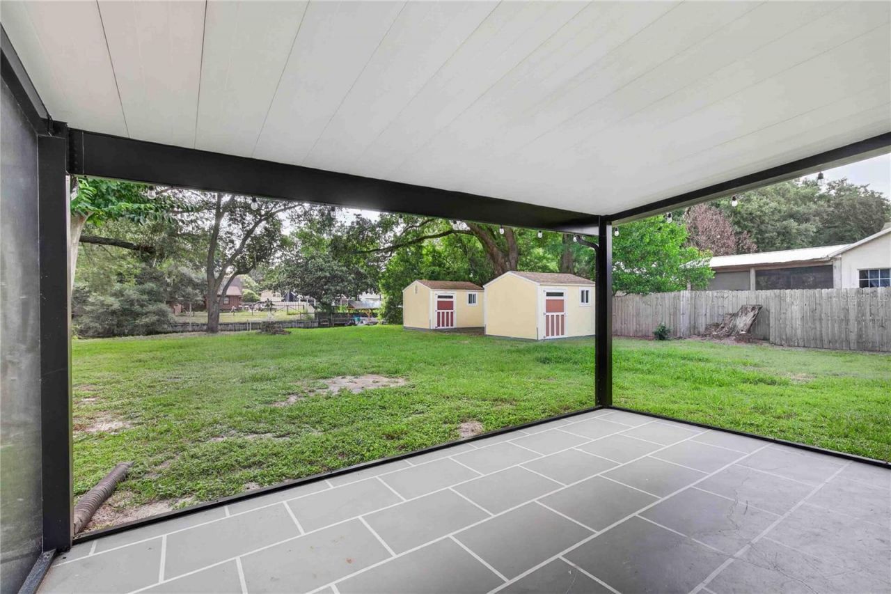 27638 Lisa Drive , Tavares, FL 32778 Photo