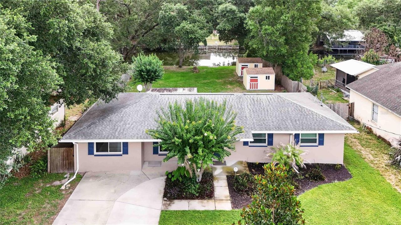 27638 Lisa Drive , Tavares, FL 32778 Photo