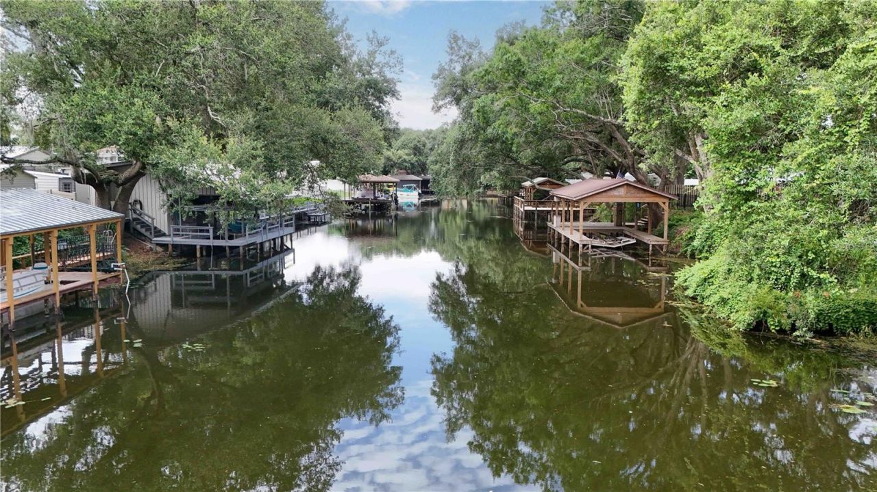 27638 Lisa Drive , Tavares, FL 32778 Photo