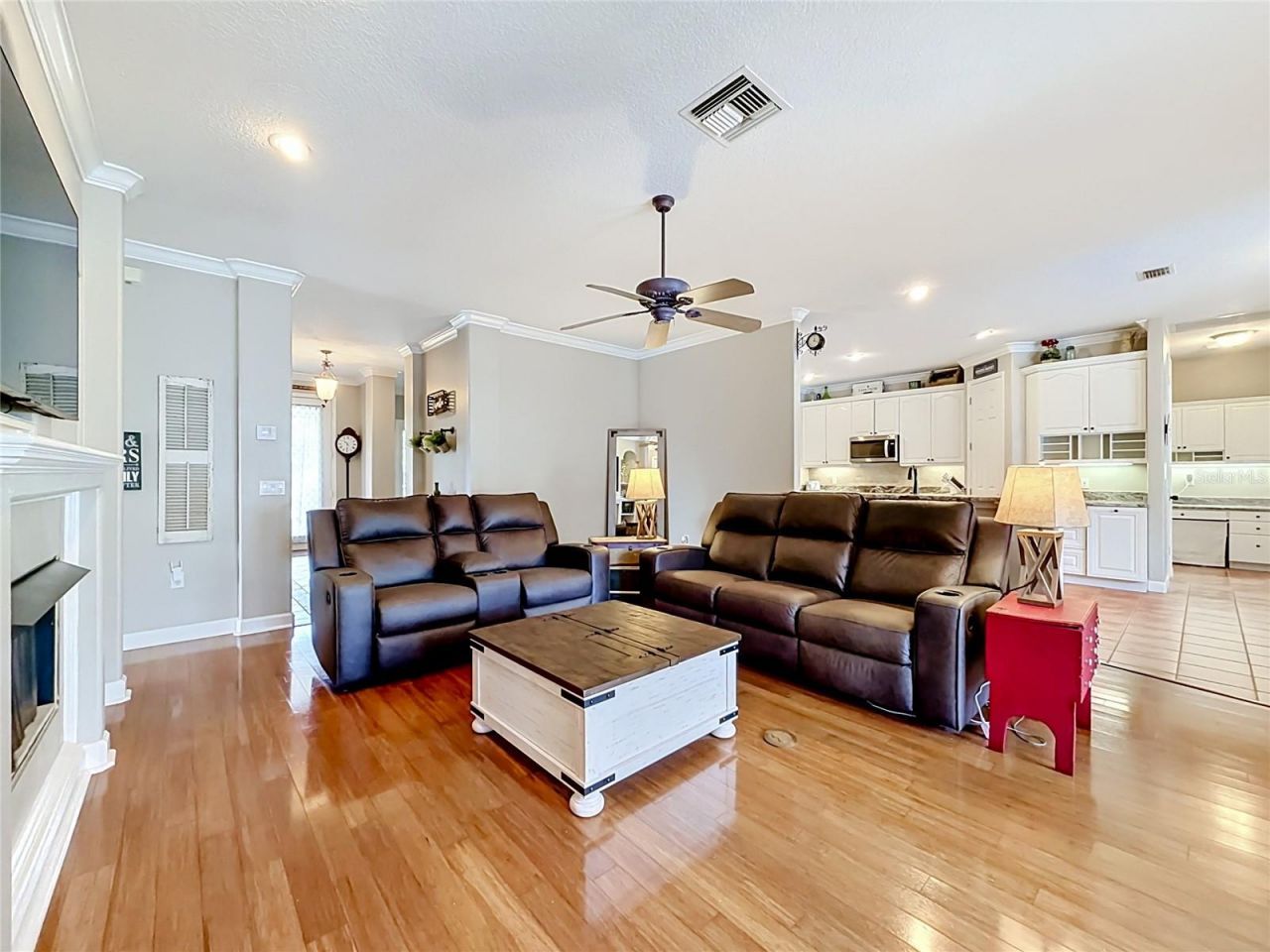19512 Spring Oak Drive , Eustis, FL 32736 Photo