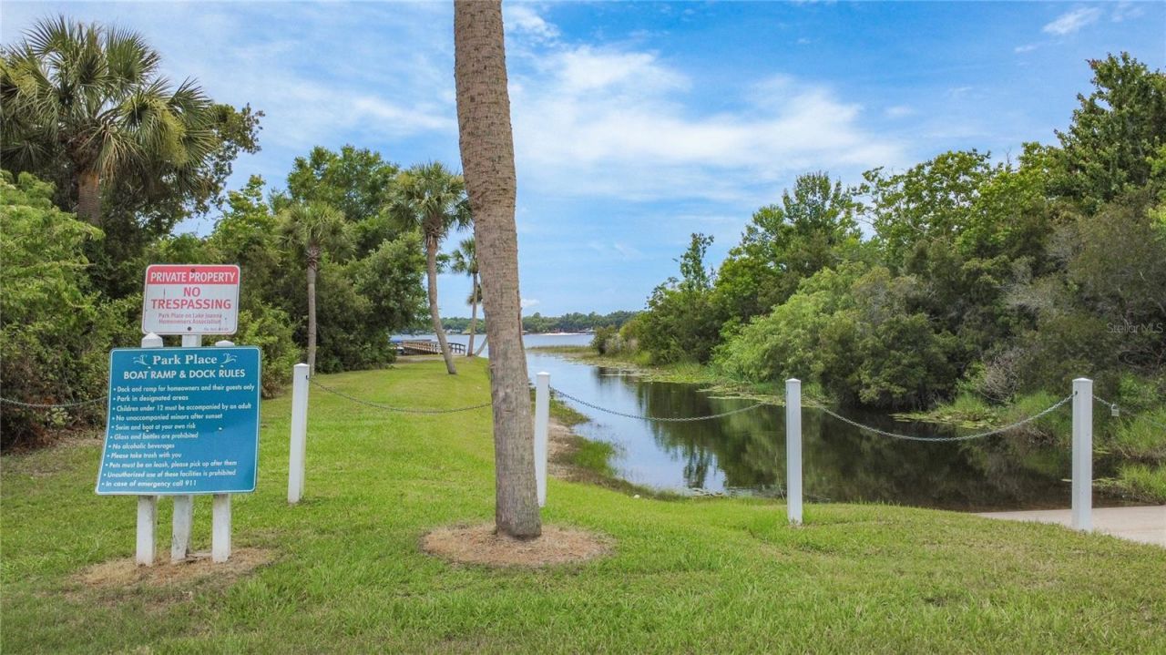19512 Spring Oak Drive , Eustis, FL 32736 Photo