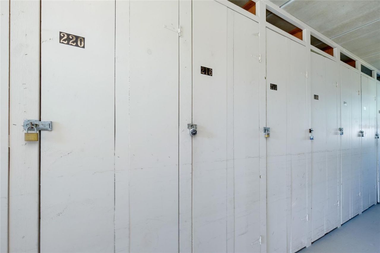 708 Tamiami Trail S, Unit 216, Venice, FL 34285 Photo