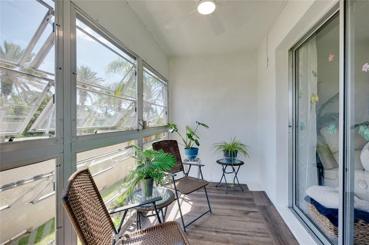 708 Tamiami Trail S, Unit 216, Venice, FL 34285 Photo