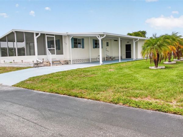 498 LONGWOOD DRIVE , VENICE, FL 34285