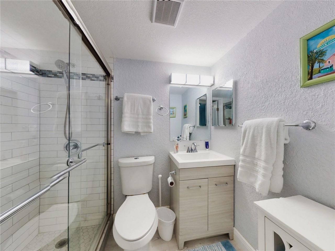 541 S Peninsula Avenue, Unit B06, New Smyrna Beach, FL 32169 Photo