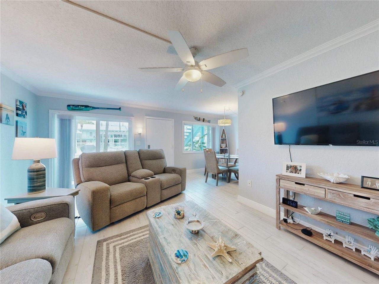 541 S Peninsula Avenue, Unit B06, New Smyrna Beach, FL 32169 Photo