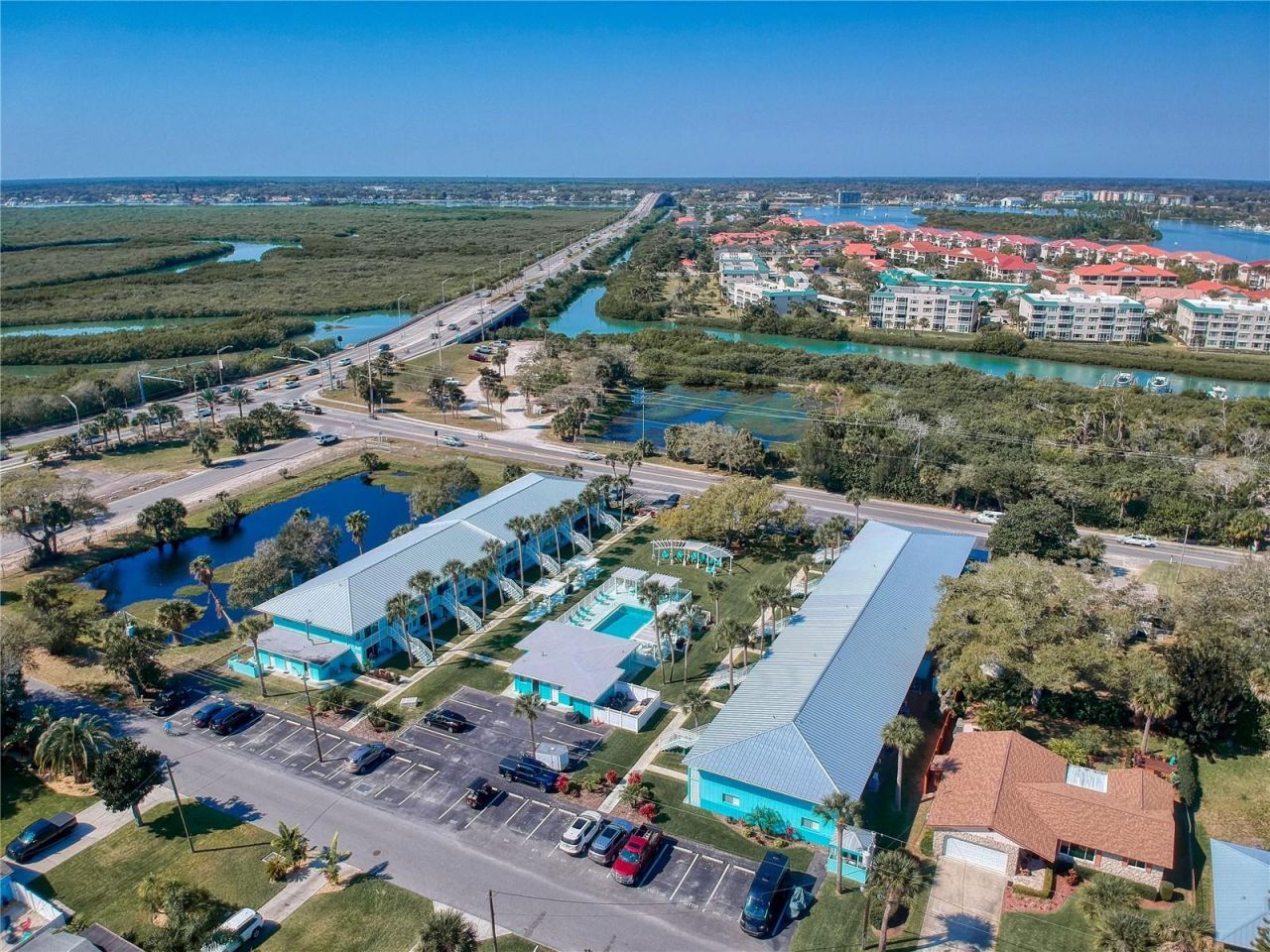 541 S Peninsula Avenue, Unit B06, New Smyrna Beach, FL 32169 Photo