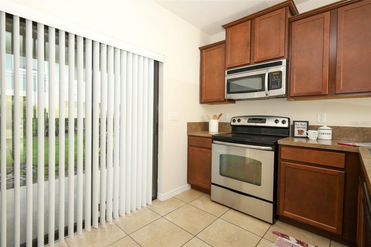 5221 Windsor Lake Circle , Sanford, FL 32773 Photo