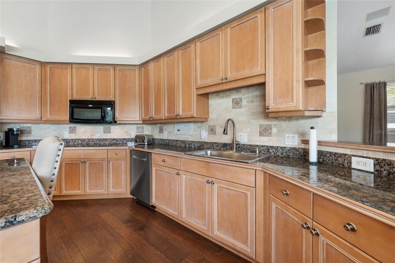 8612 Oldbridge Lane, Orlando, FL 32819 Photo