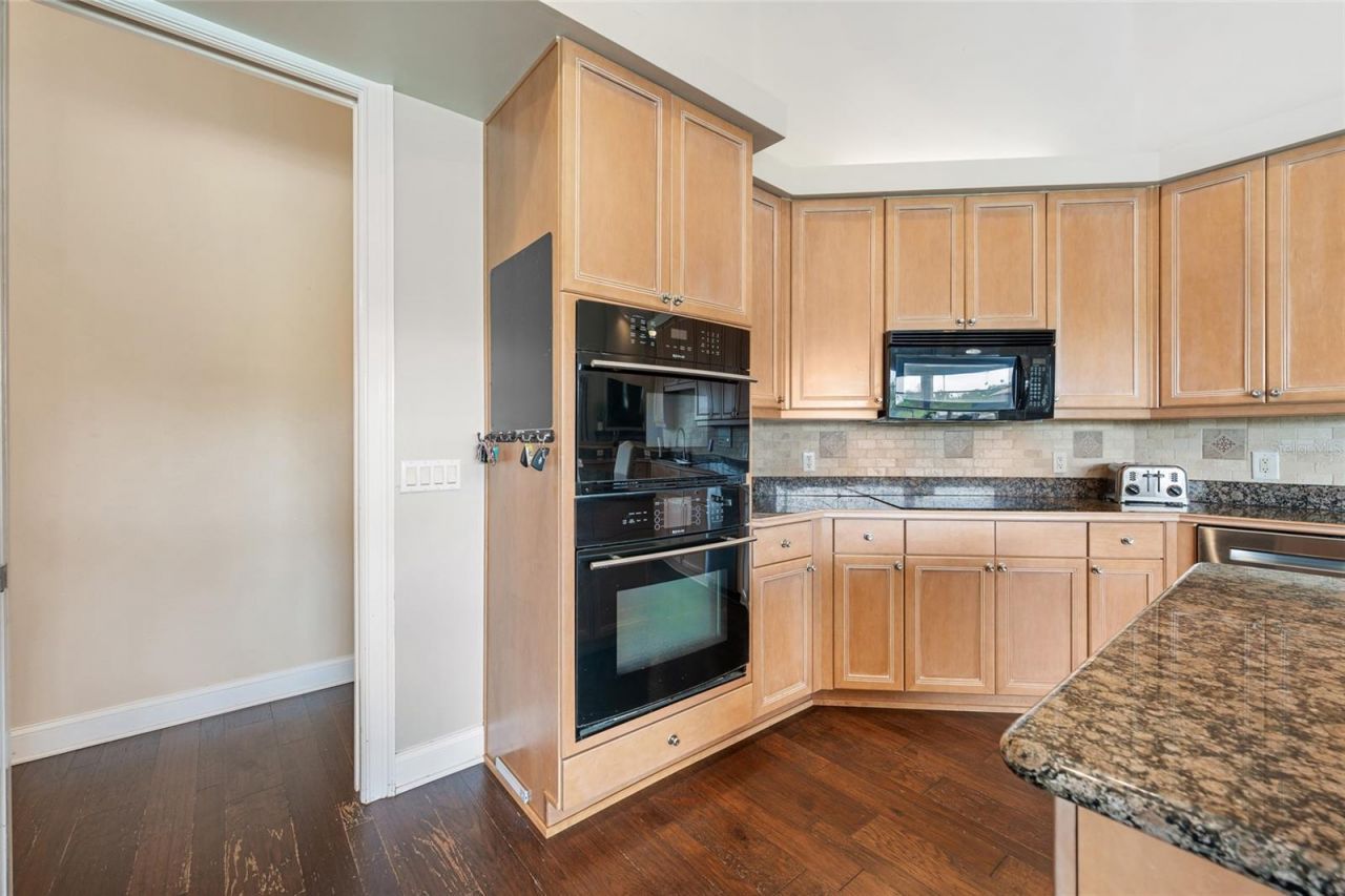 8612 Oldbridge Lane, Orlando, FL 32819 Photo
