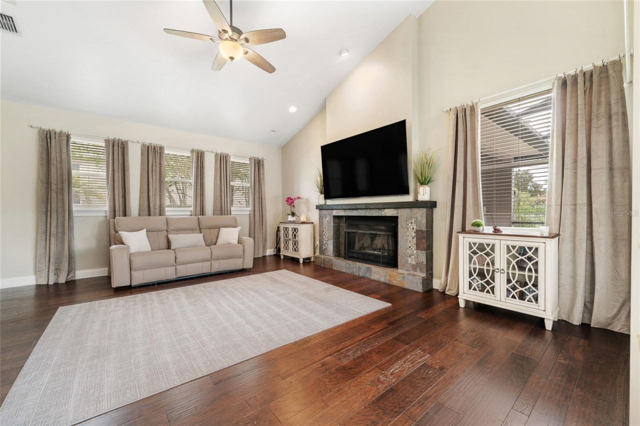 8612 Oldbridge Lane, Orlando, FL 32819 Photo