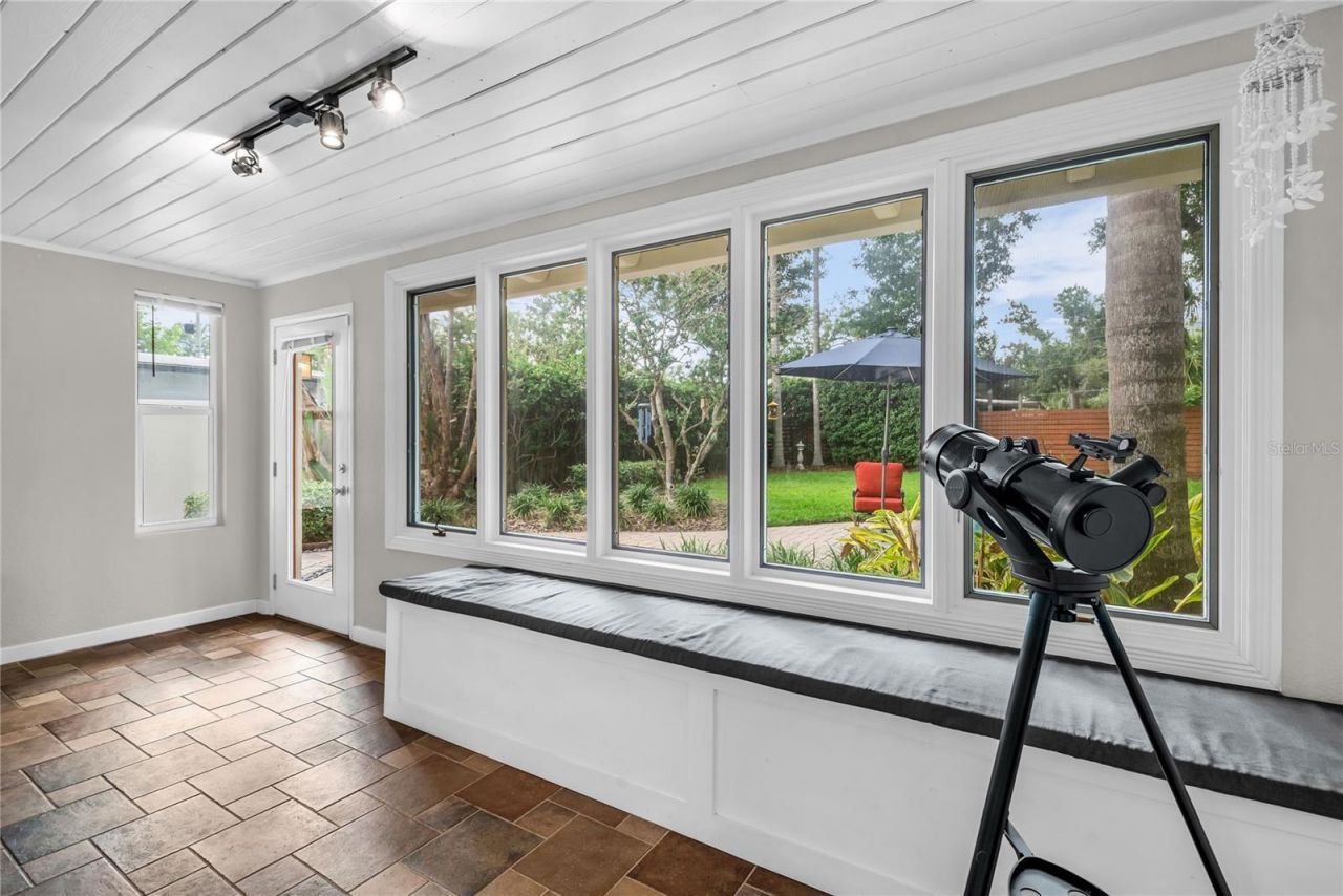 303 E Jersey Street, Orlando, FL 32806 Photo