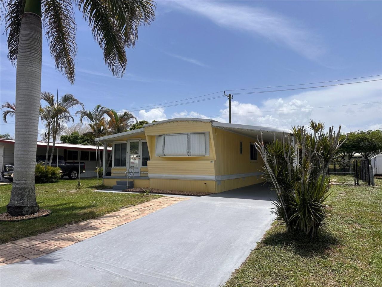 7388 SE Swan Avenue, Hobe Sound, FL 33455 Photo