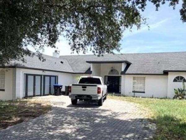 1677 SACKETT CIRCLE , ORLANDO, FL 32818