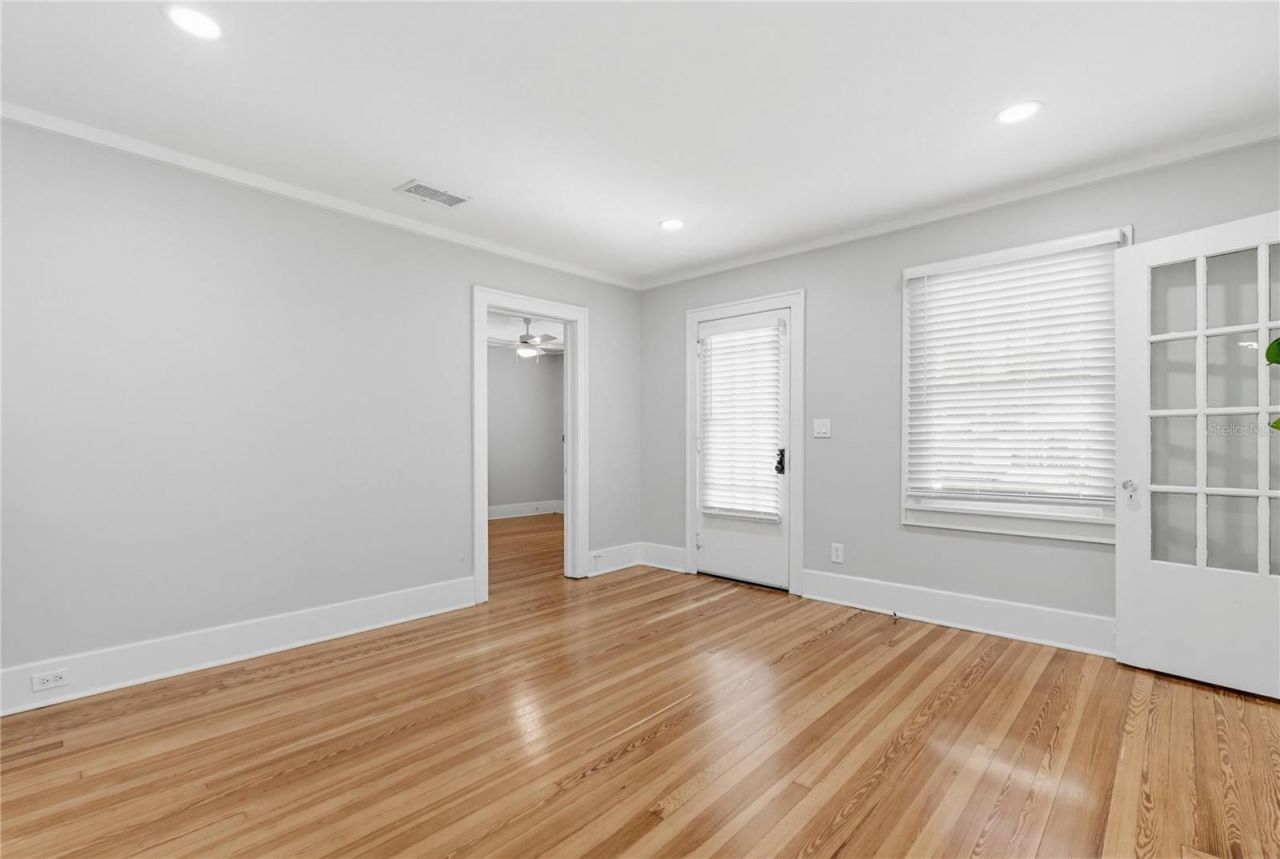 2418 2nd Avenue S, Saint Petersburg, FL 33712 Photo