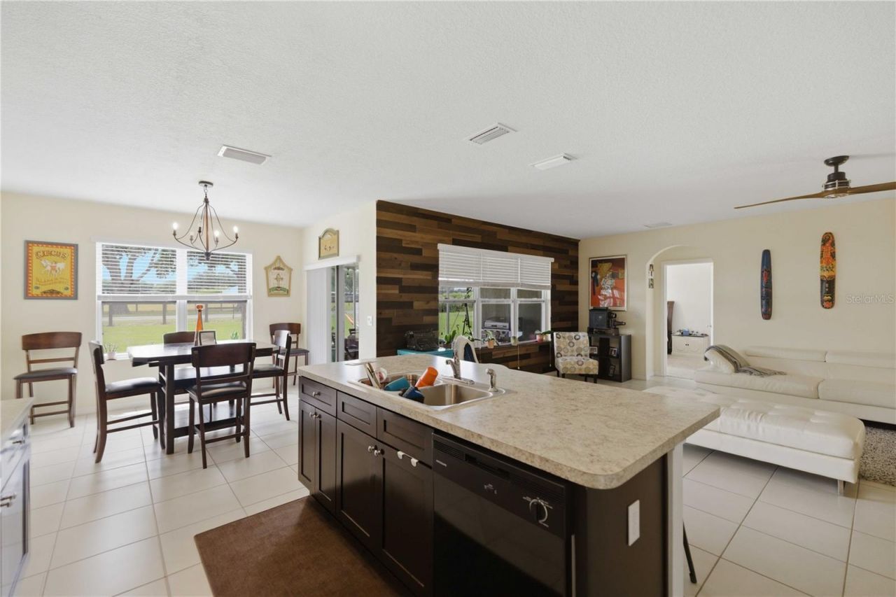 6824 SW 64th Terrace , Ocala, FL 34476 Photo