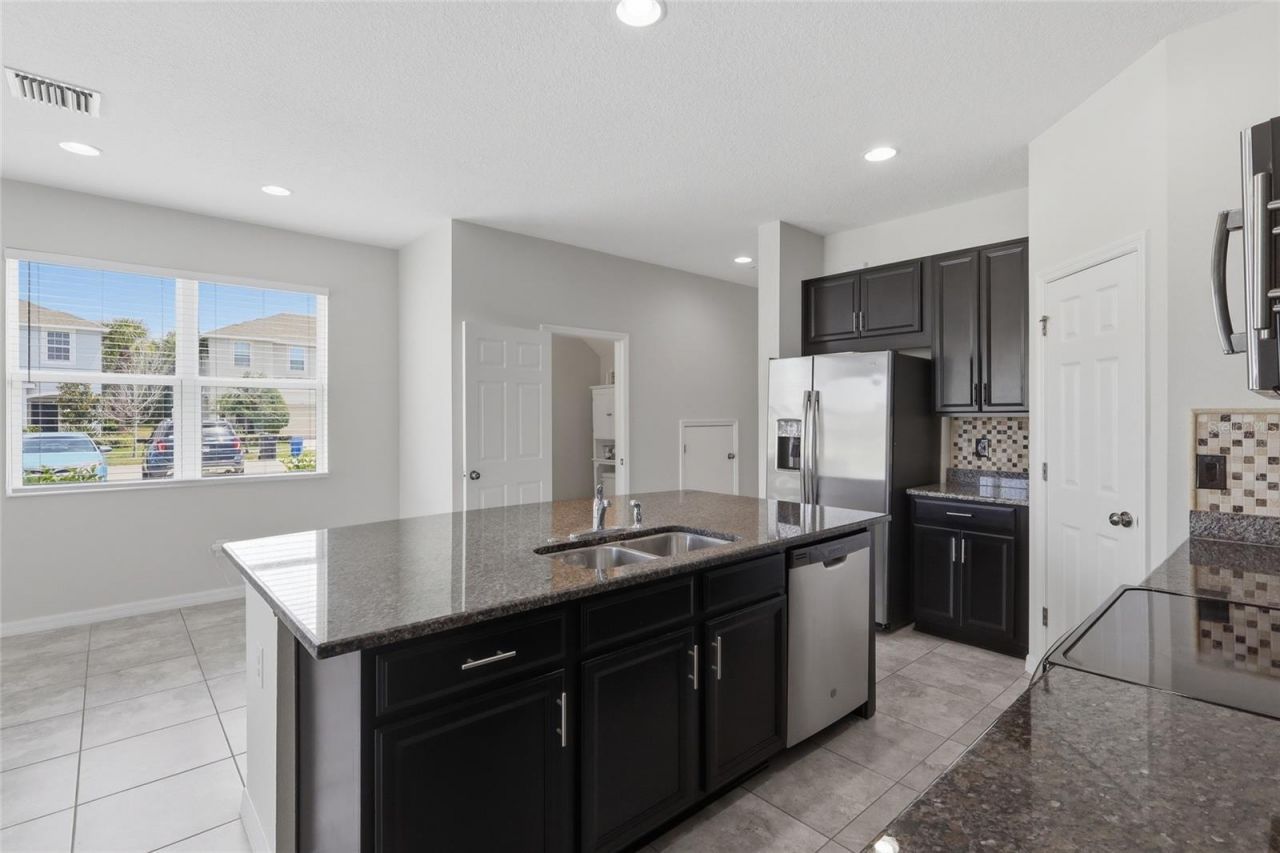 7005 Grand Elm Drive , Riverview, FL 33578 Photo