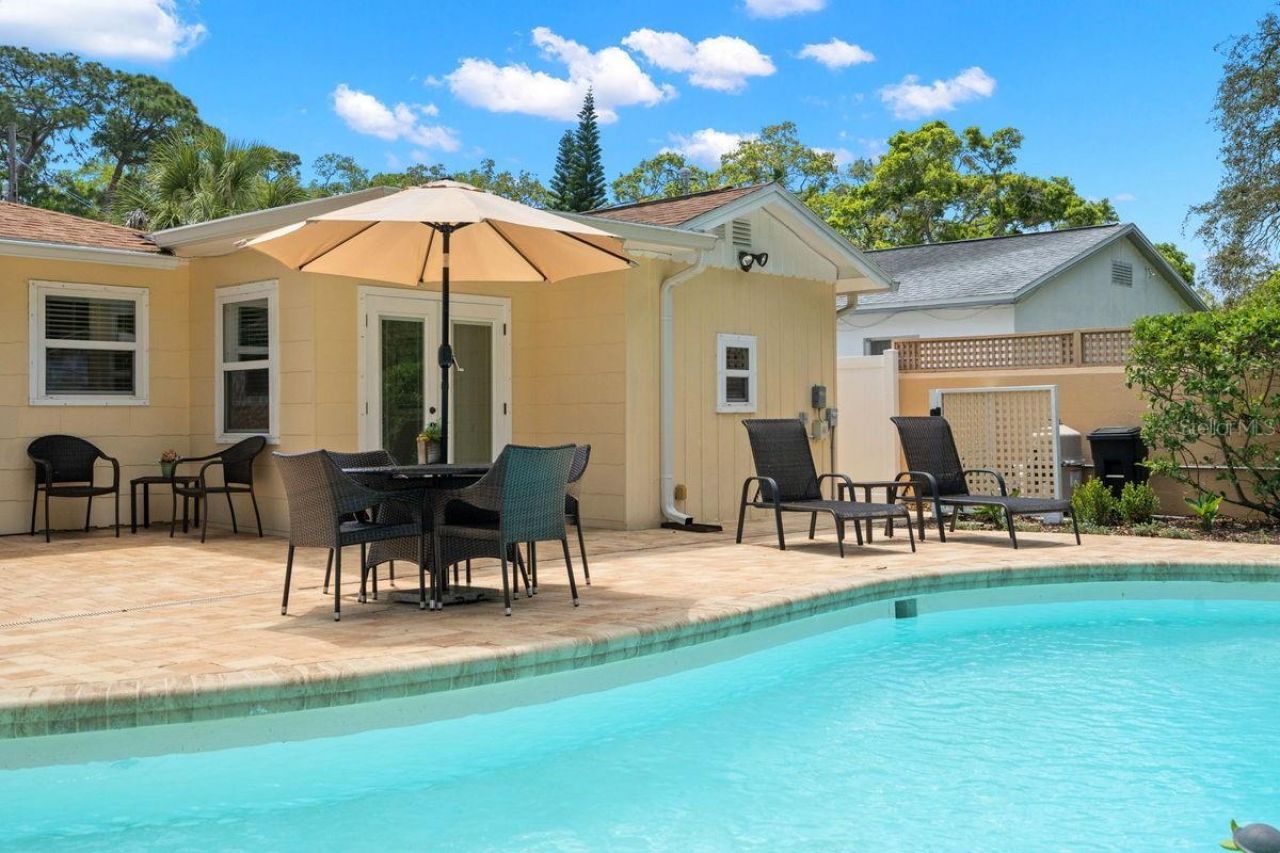 1658 Douglas Avenue , Dunedin, FL 34698 Photo