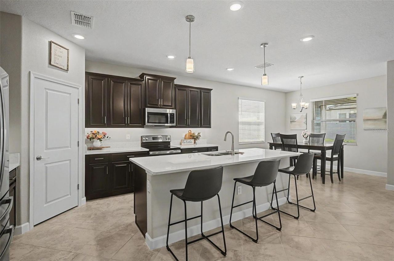 31609 Cannon Rush Drive, San Antonio, FL 33576 Photo