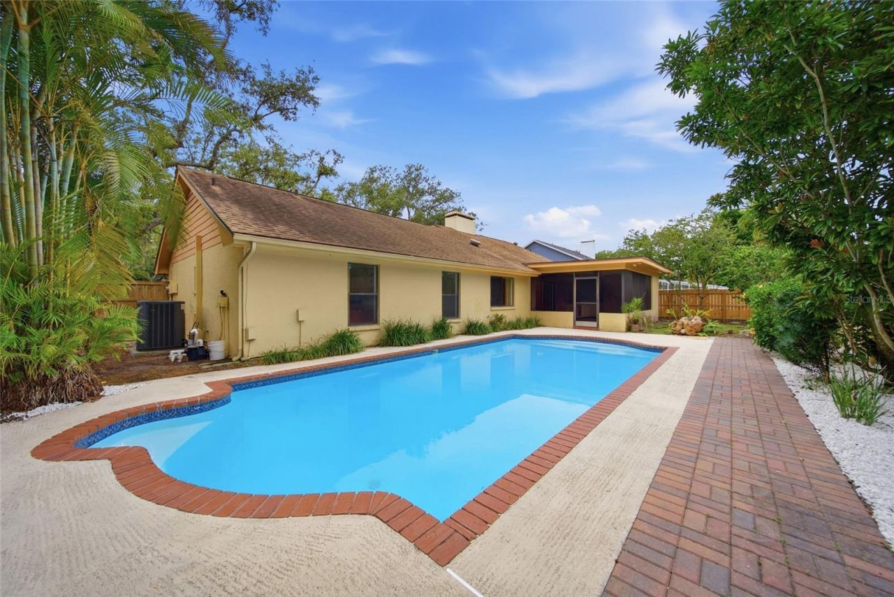 12008 Nicklaus Circle, Tampa, FL 33624 Photo