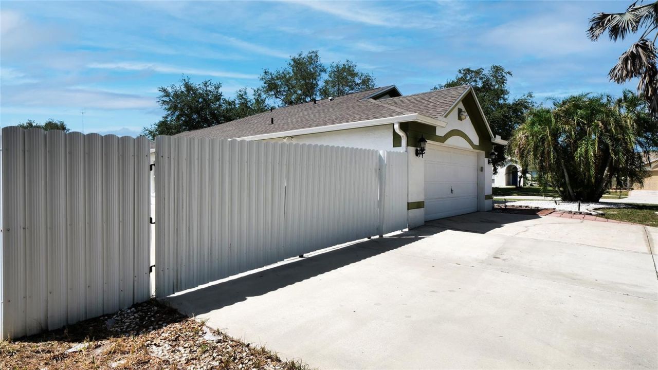 10536 Salisbury Street , Riverview, FL 33569 Photo