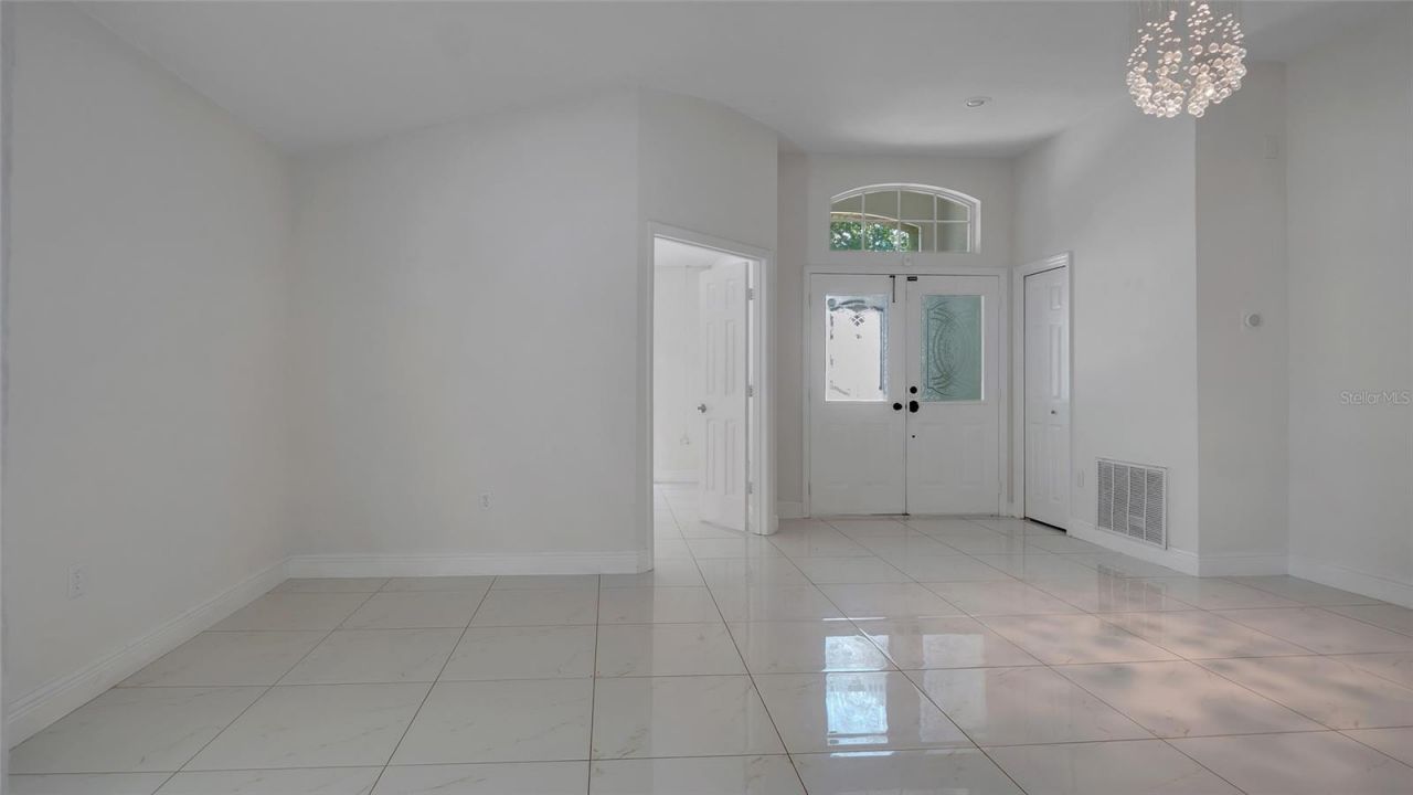 10536 Salisbury Street , Riverview, FL 33569 Photo