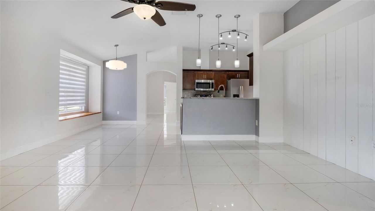10536 Salisbury Street , Riverview, FL 33569 Photo