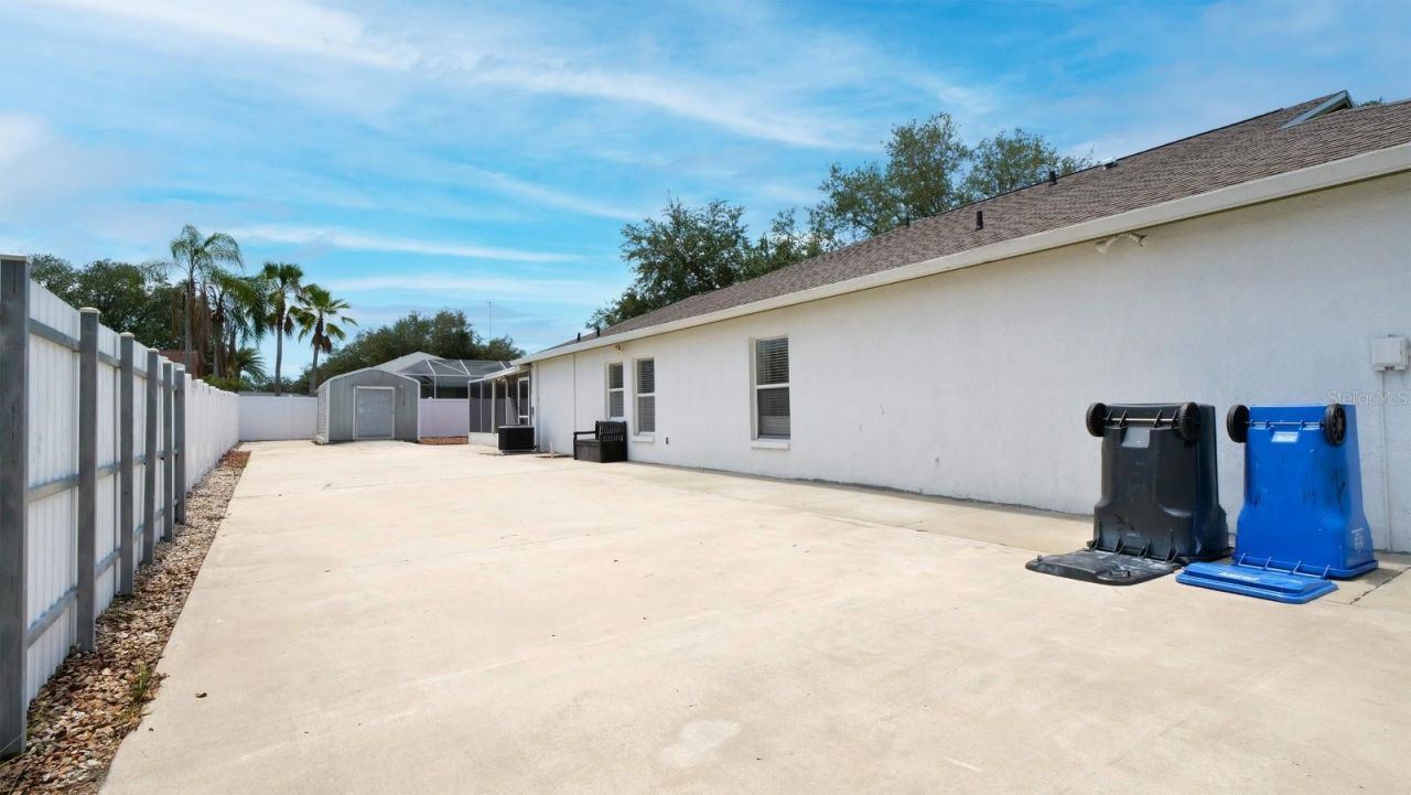 10536 Salisbury Street , Riverview, FL 33569 Photo