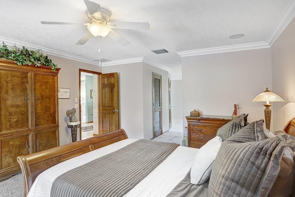 2809 Fairway View Drive , Valrico, FL 33596 Photo