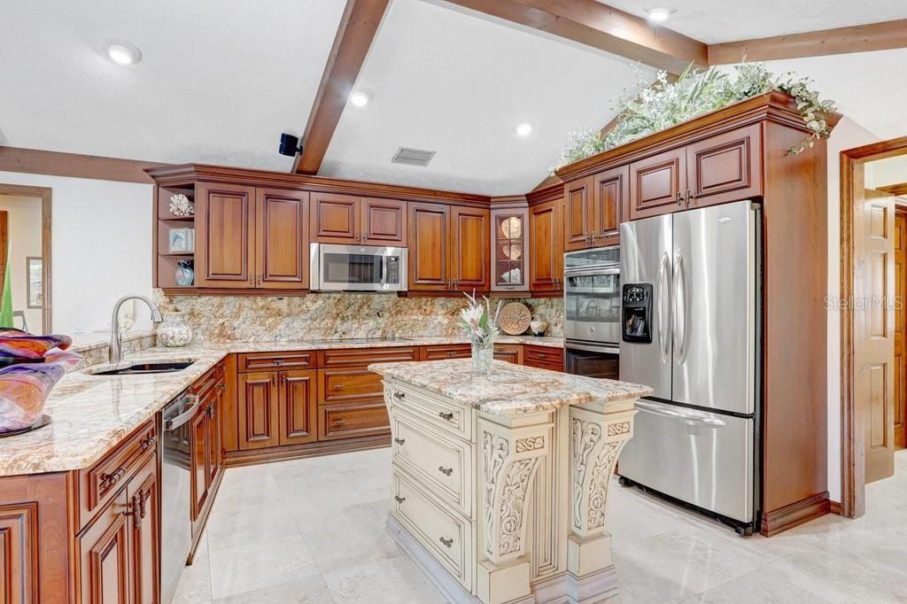 2809 Fairway View Drive , Valrico, FL 33596 Photo