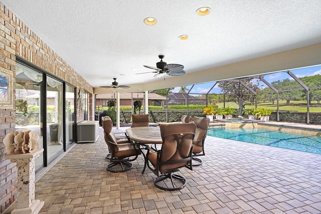 2809 Fairway View Drive , Valrico, FL 33596 Photo