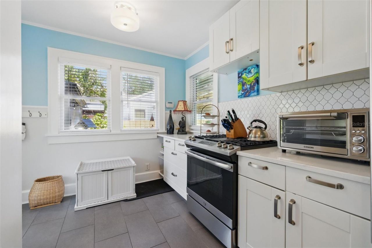 2251 8th Avenue N, Saint Petersburg, FL 33713 Photo