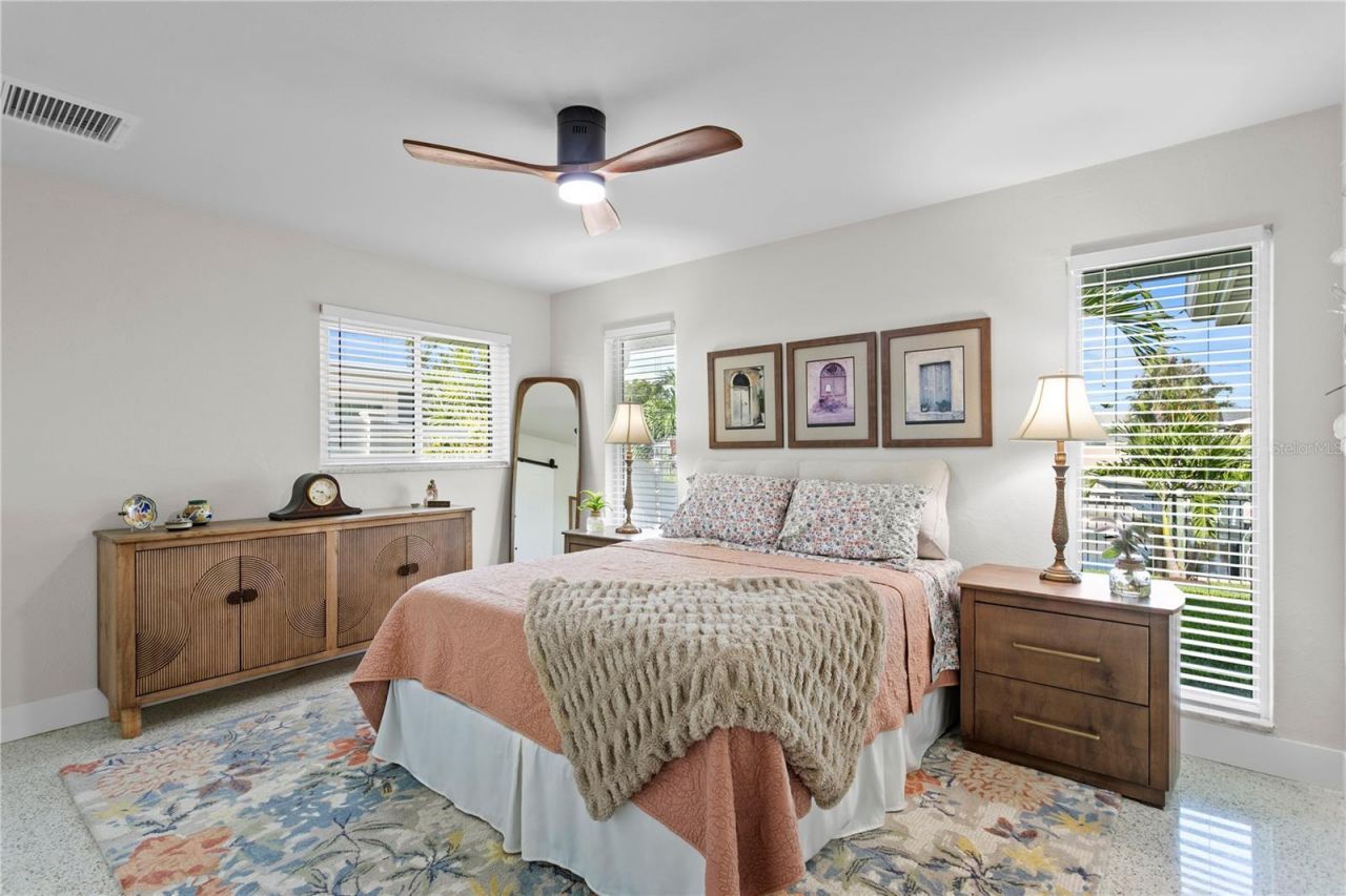4152 13th Lane Ne, Saint Petersburg, FL 33703 Photo