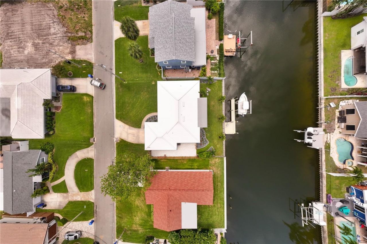4152 13th Lane Ne, Saint Petersburg, FL 33703 Photo