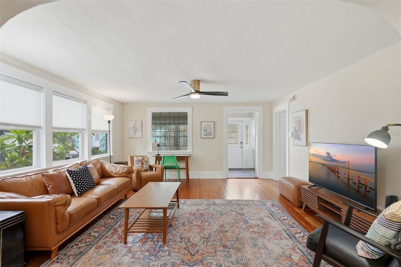 608 Kirkwood Terrace N, Saint Petersburg, FL 33701 Photo