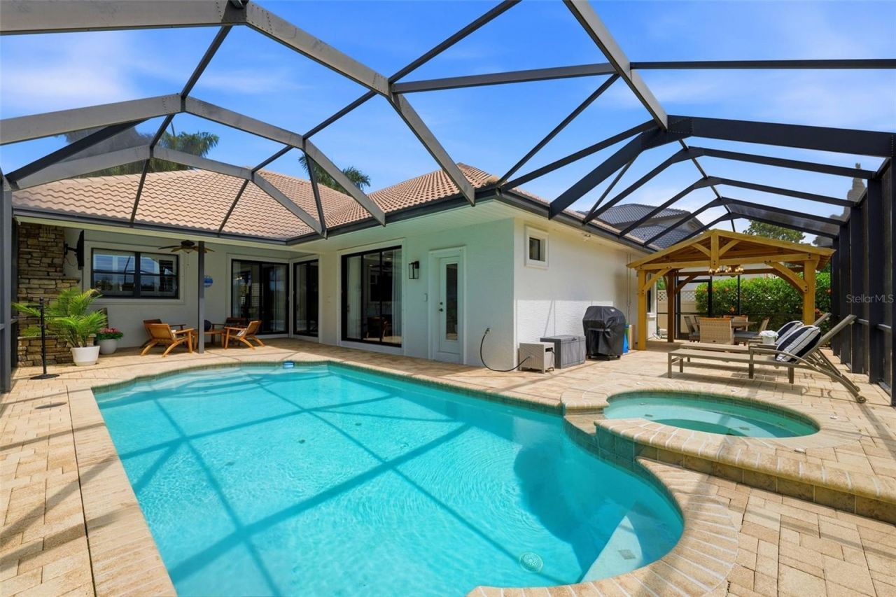 2691 Lakebreeze Lane S, Clearwater, FL 33759 Photo