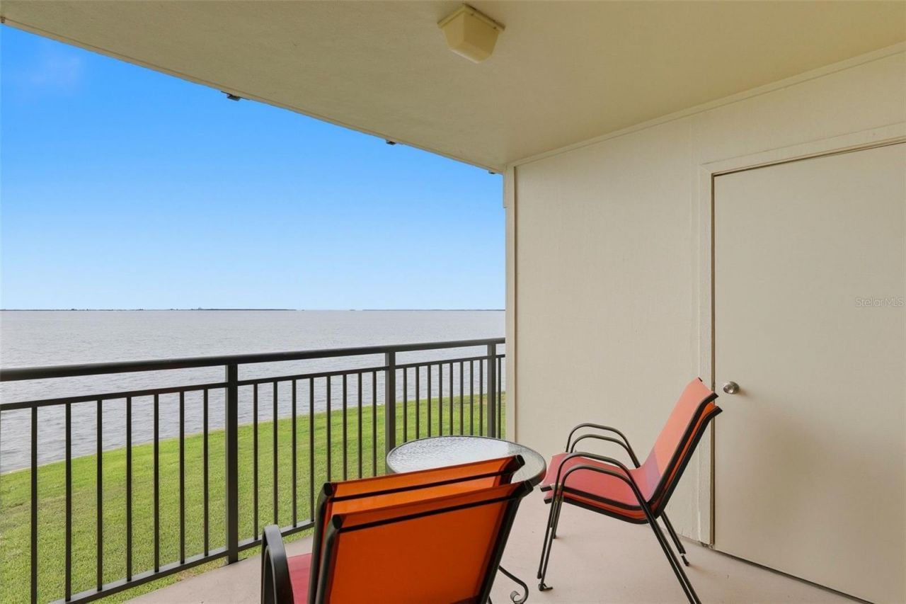 6372 Palma Del Mar Boulevard S, Unit 207, Saint Petersburg, FL 33715 Photo