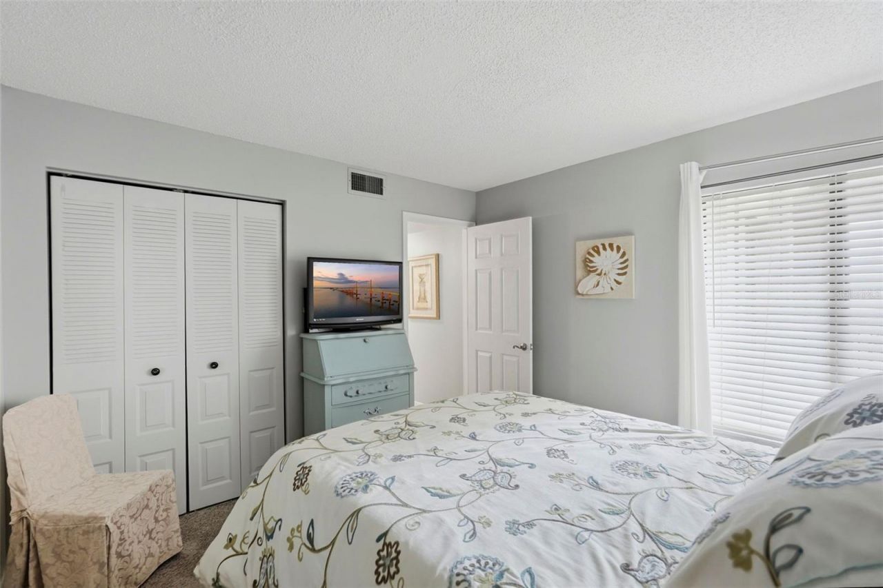 6372 Palma Del Mar Boulevard S, Unit 207, Saint Petersburg, FL 33715 Photo