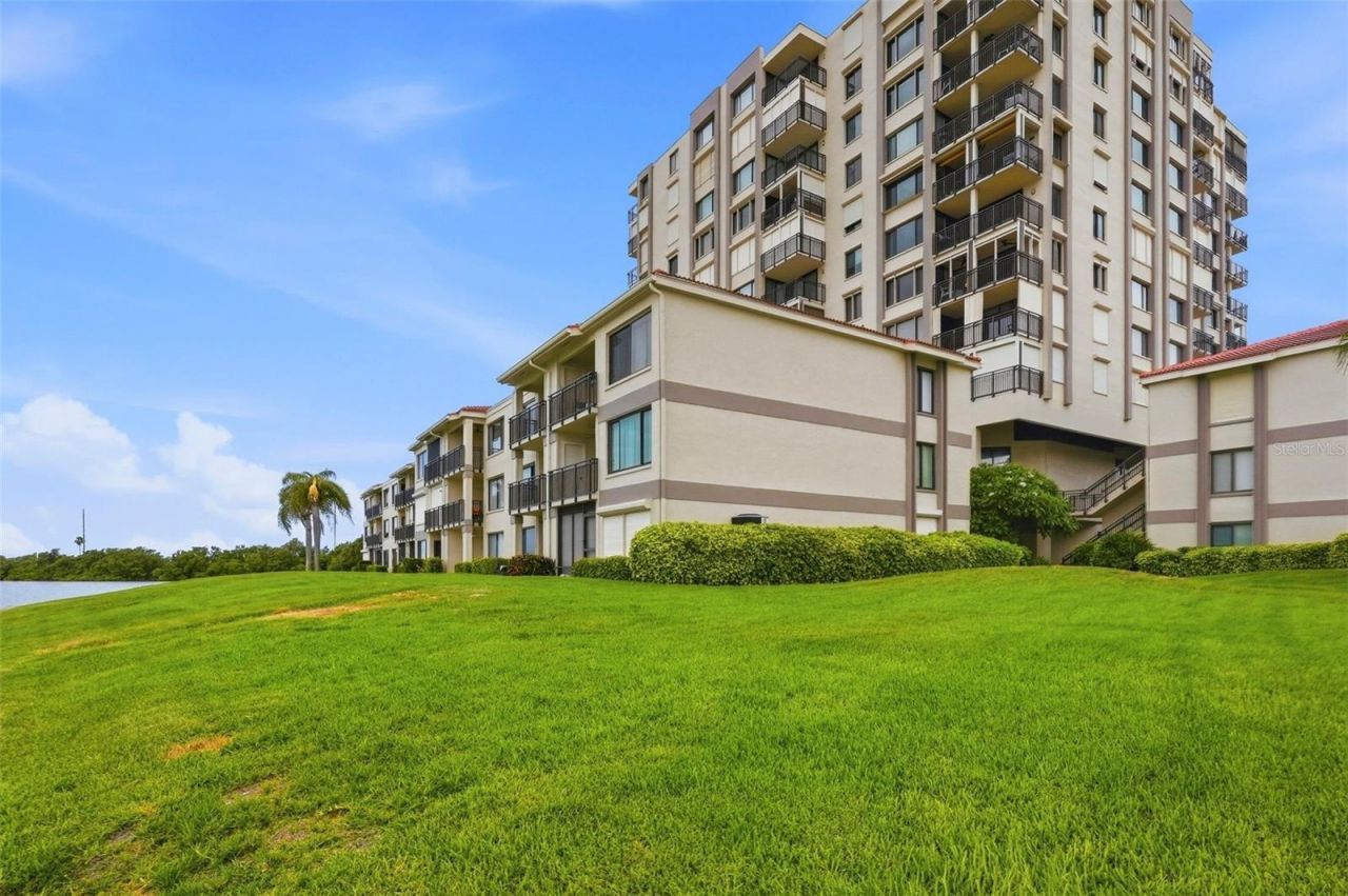 6372 Palma Del Mar Boulevard S, Unit 207, Saint Petersburg, FL 33715 Photo