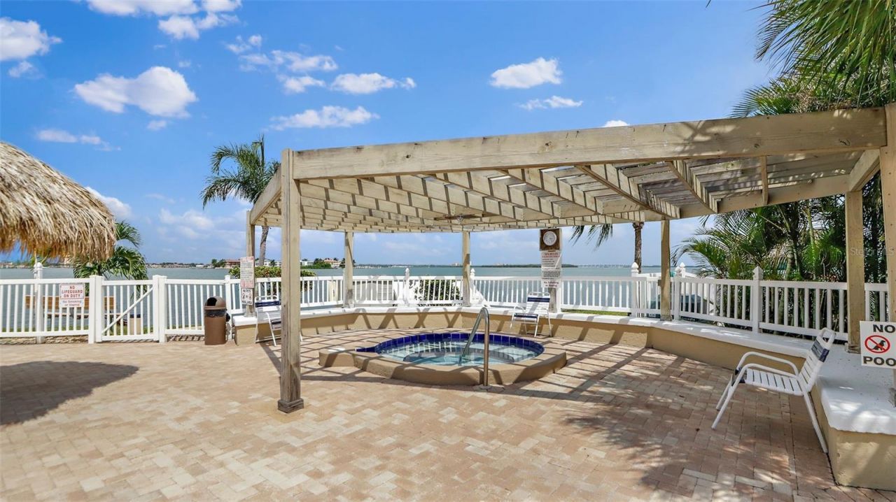 6372 Palma Del Mar Boulevard S, Unit 207, Saint Petersburg, FL 33715 Photo