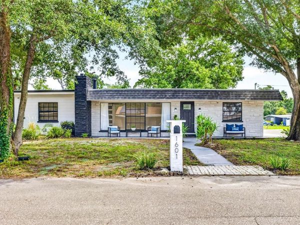 1601 E PARIS STREET , TAMPA, FL 33610