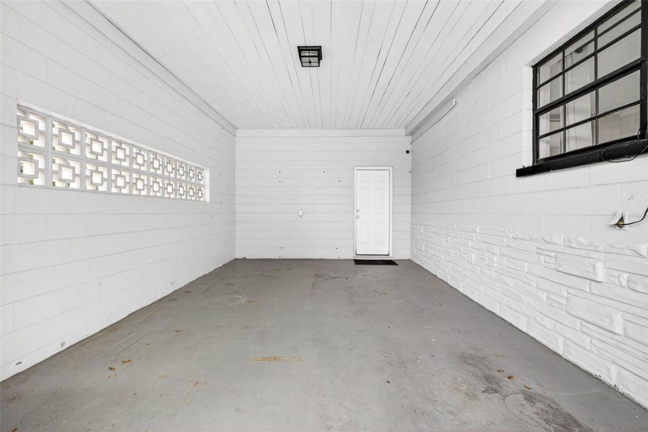 1601 E Paris Street , Tampa, FL 33610 Photo