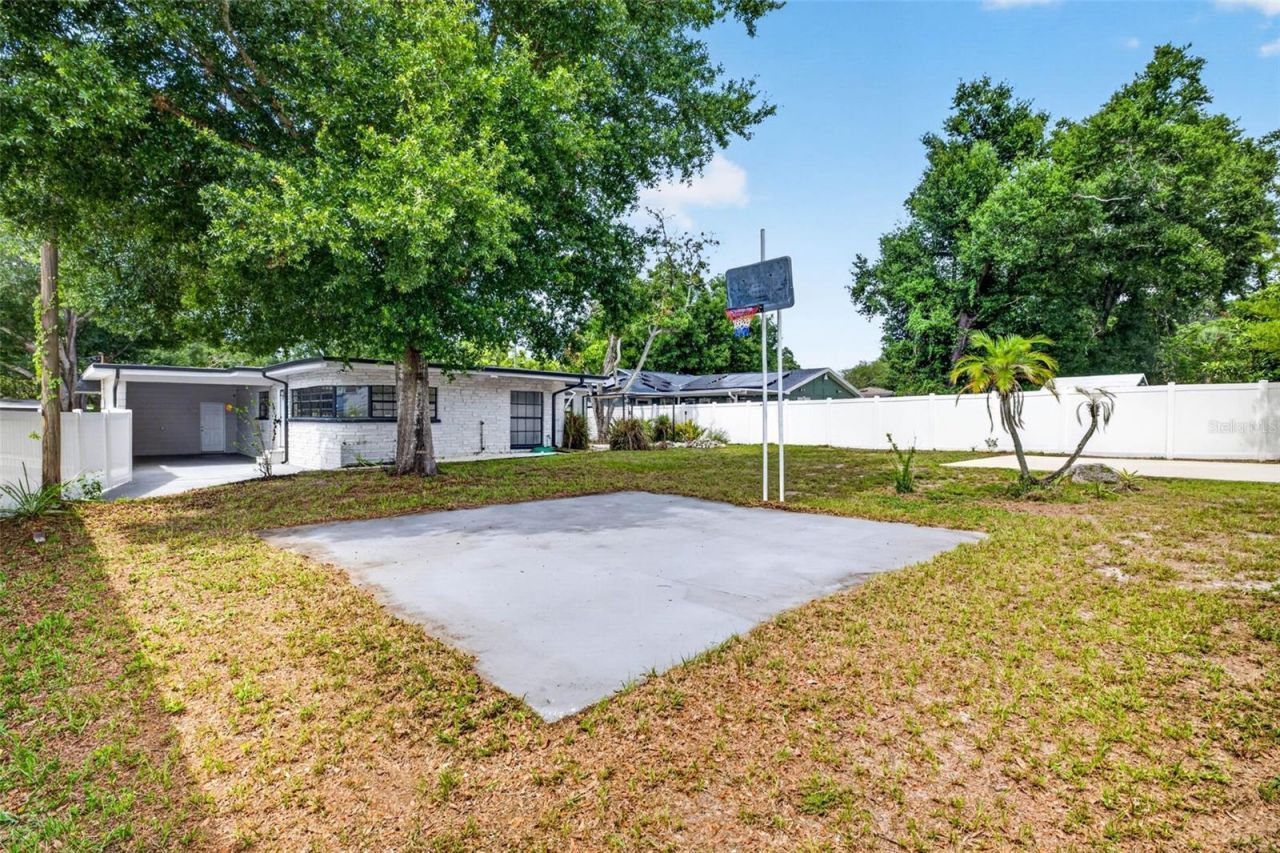 1601 E Paris Street , Tampa, FL 33610 Photo
