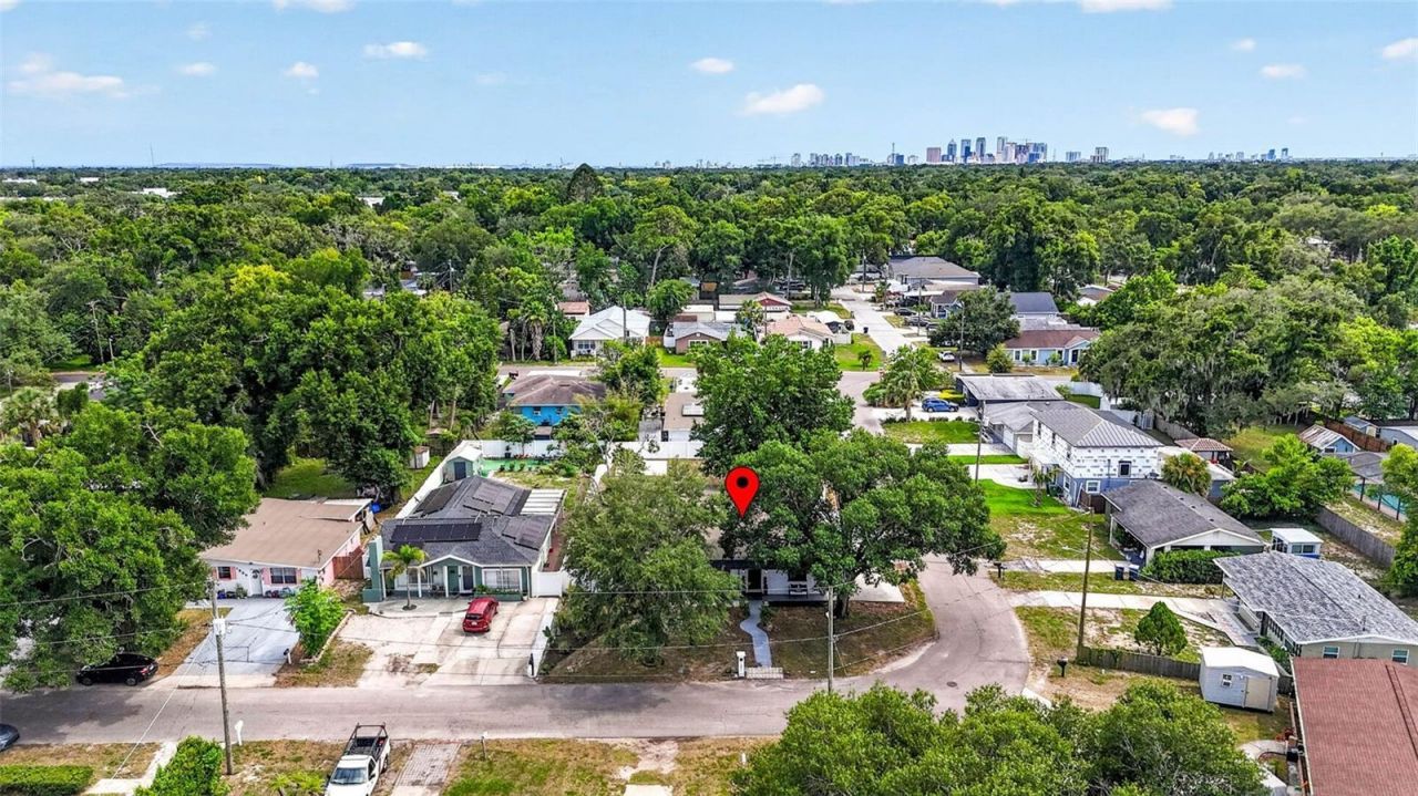 1601 E Paris Street , Tampa, FL 33610 Photo