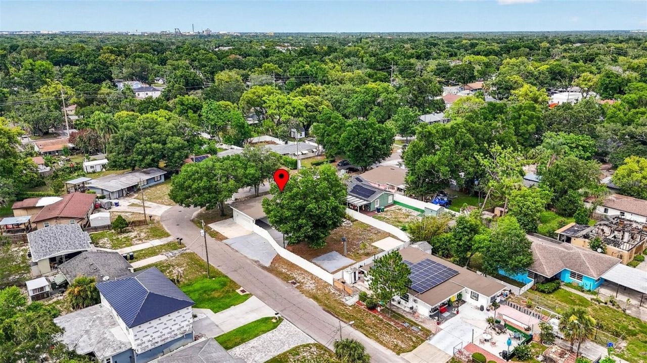 1601 E Paris Street , Tampa, FL 33610 Photo