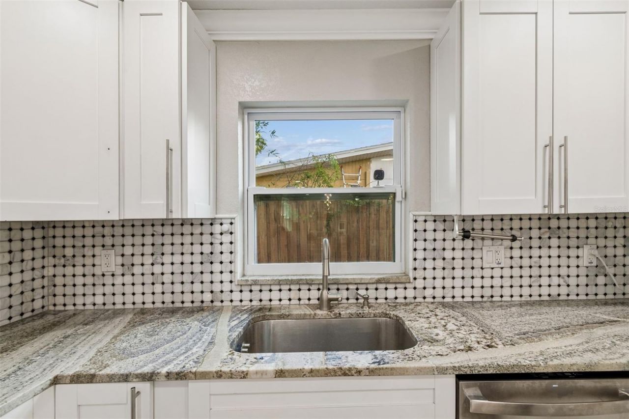 12417 N Rome Avenue , Tampa, FL 33612 Photo