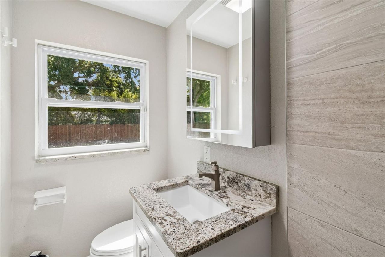 12417 N Rome Avenue , Tampa, FL 33612 Photo