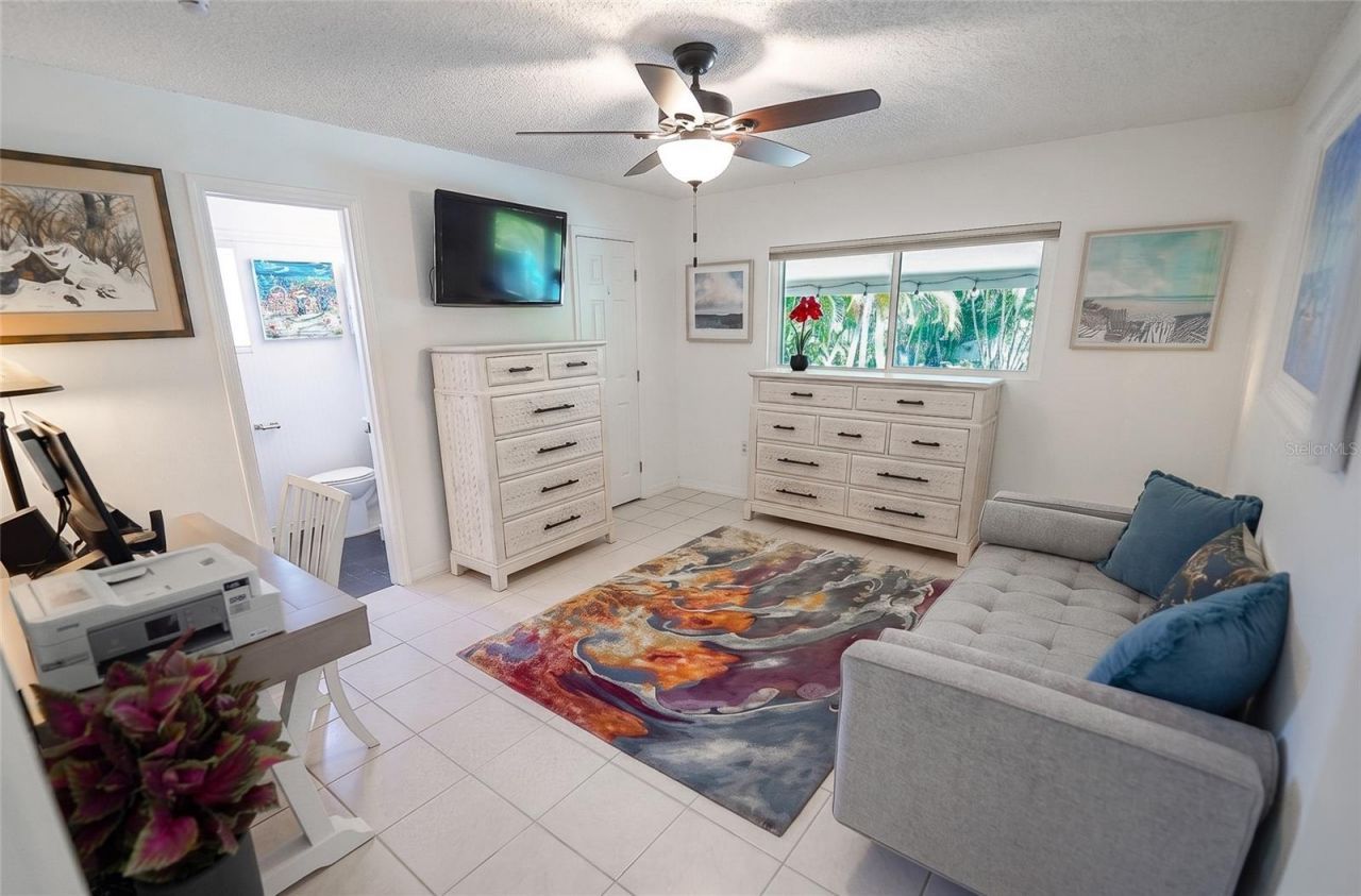 1613 St Catherine Drive E, Dunedin, FL 34698 Photo
